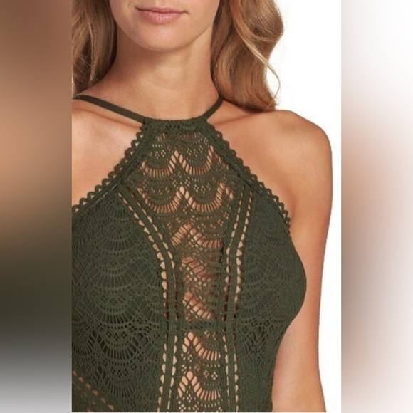 BECCA Women’s XL Olive Green Crochet Halter One-Piece Open-Stitch Swimsuit - NWT - Picture 4 of 15